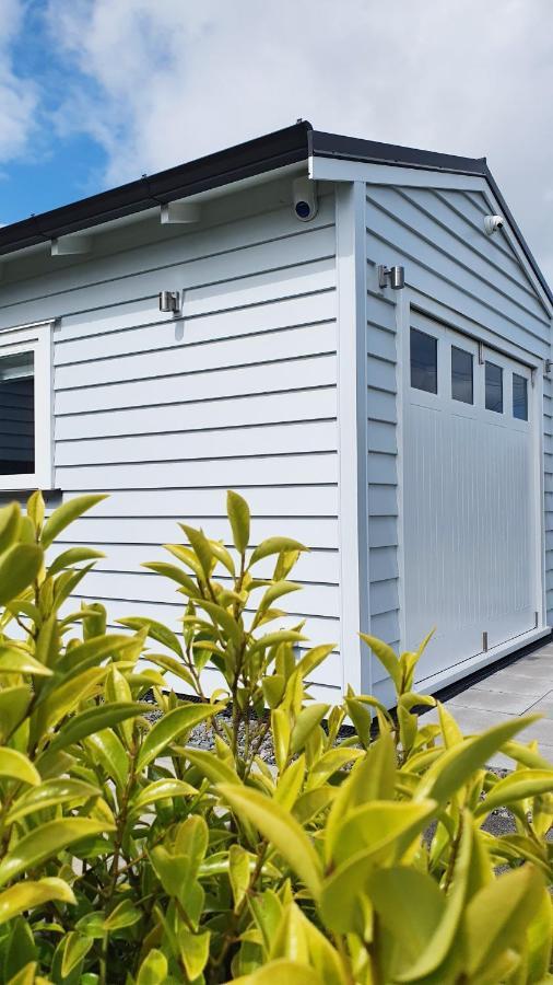 Retro On Queen, Papakura Exterior foto